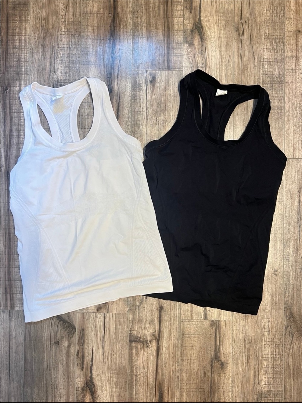 Athleta Momentum Seamless Racerback Tanks Set